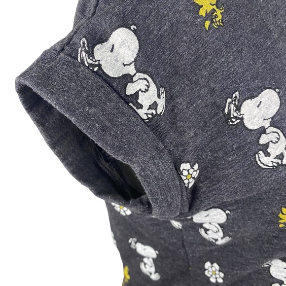 Peanuts Snoopy Women's TShirt with Tie Detail Size XS - Picture 4 of 8